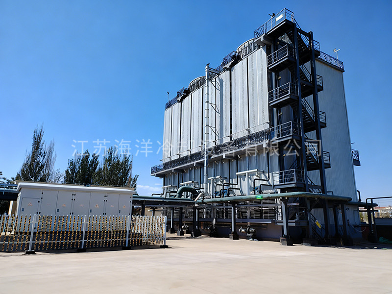 Dry-wet combined closed cooling tower